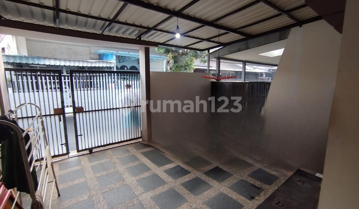 Rumah Akses Mobil Jalan Luas Kembar (fn) 2