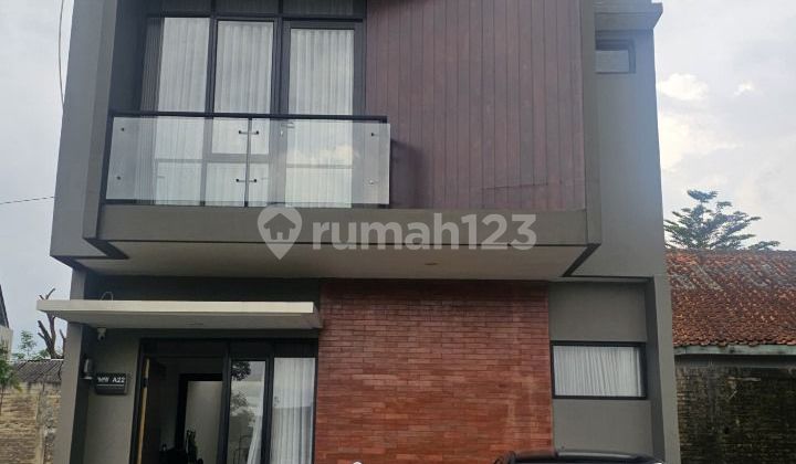 Rumah Minimalis Komplek Elite Dekat Jalan Besar Kopo Katapang Soreang (Fh)