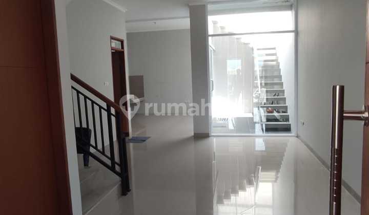 Rumah Nyaman Semi Furnished Minimalis Cherry Field (ln) 2