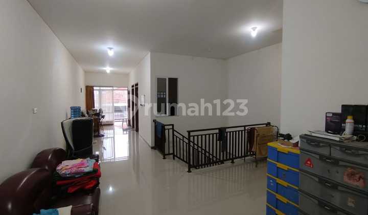 Rumah Akses Mobil Jalan Luas Kembar (fn)