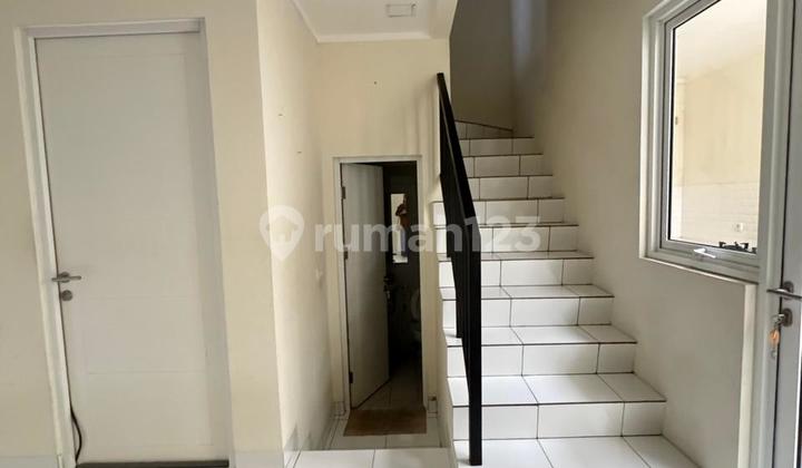 Semi Furnished Minimalist House Summarecon (fh)
