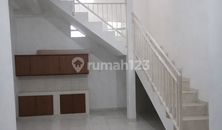 Rumah Akses Mobil Luas Dekat Universitas Telkom Ciganitri (Fh) 2