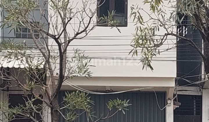 Main Road, Bustling, Affordable Jamika Ruko (Freehold)