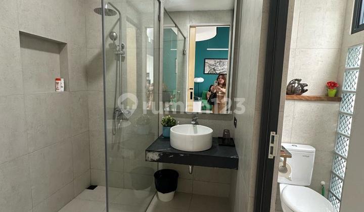 Rumah Minimalis Full Furnished Kolam Renang Kota Baru Parahyangan (ac)