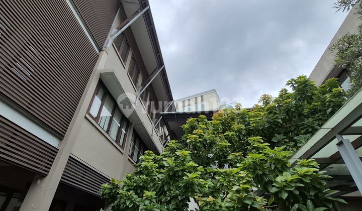 For Rent Mini Building Arjuna Utara 3 Floors