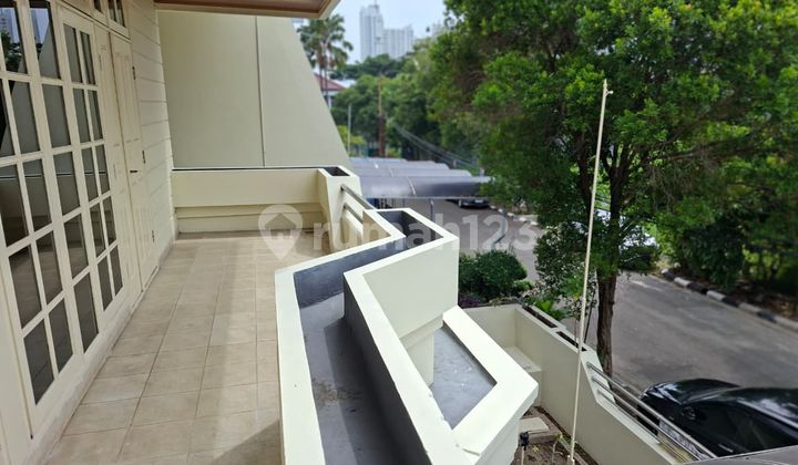 Disewakan Rumah Puri Indah Baru Renovasi Hanya Untuk Family