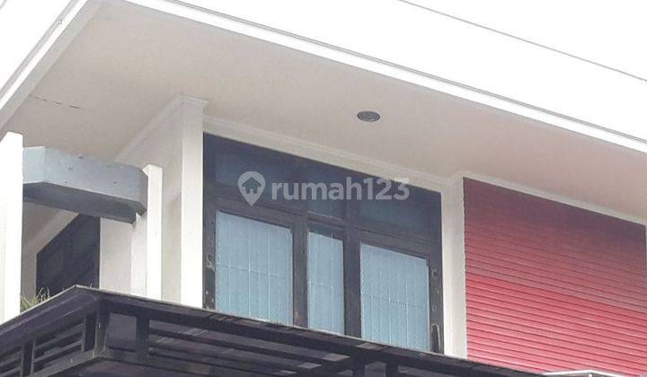 Dijual rumah bebas banjir Puri Indah 280m² 1