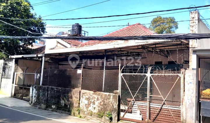 Dijual Rumah Daerah Tanah Abang bisa Jadi Usaha Jl. Kebon Kacang Dijual Rumah Daerah Tanah Abang bisa Jadi Usaha Jl. Kebon Kacang