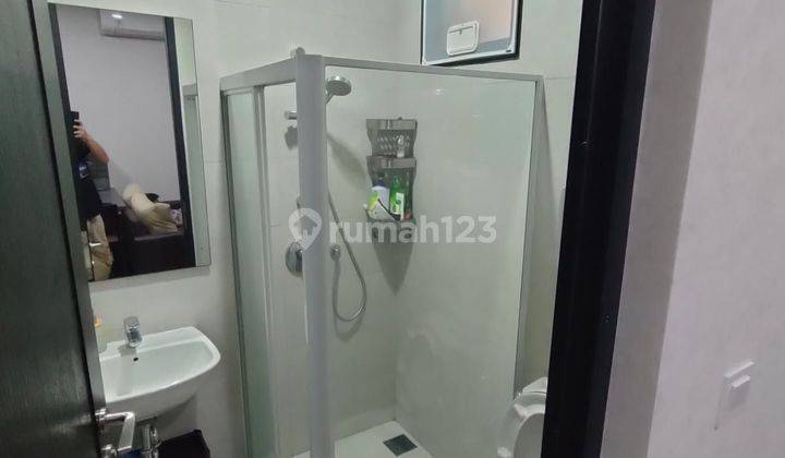 Rumah Baru furnished di jakarta barat 2