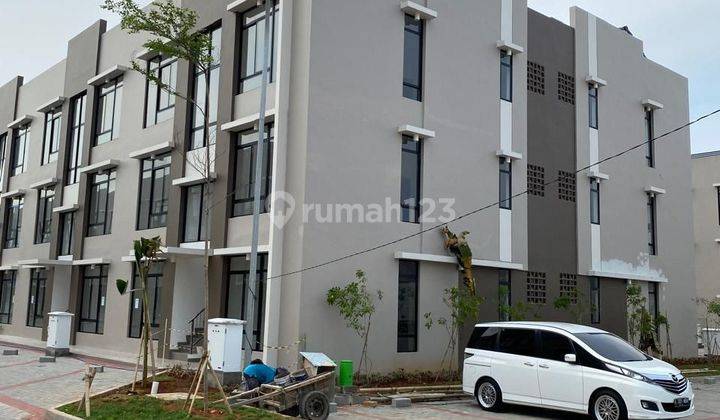 Jakarta barat Rumah di Green Royal Bagus siap huni 1