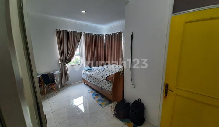 QUICK SALE: 2-STORY HOUSE, MOVE-IN READY, Neat Unit at Metro Permata1, Tangerang. 2