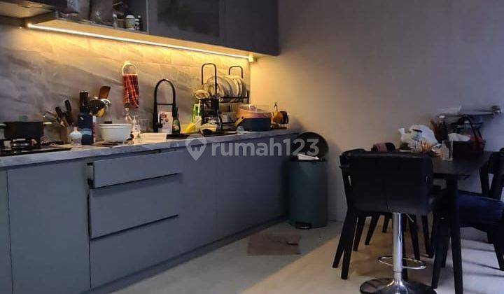 Rumah sudah renovasi Furnish dekat Transmart Graha Raya Bintaro 2