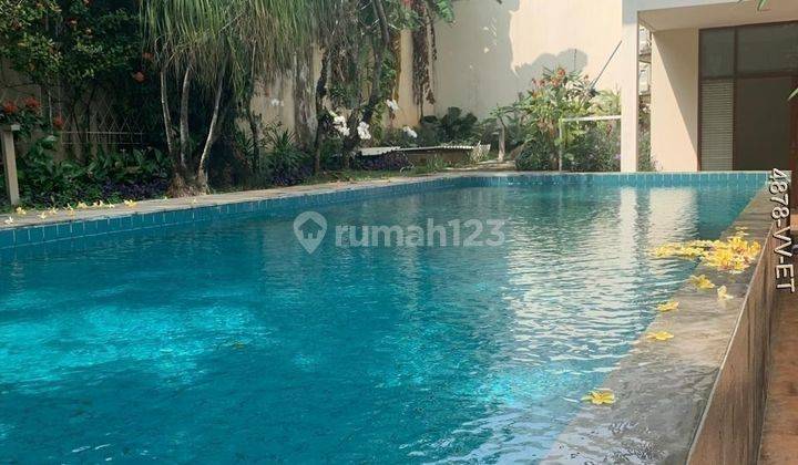 Rumah Mewah Asri Ada Kolam Renang Lokasi Premium Di Bukit Golf 1