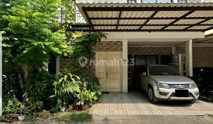 Rumah siap huni  ada kolam renang di Bintaro Jakarta Selatan 1