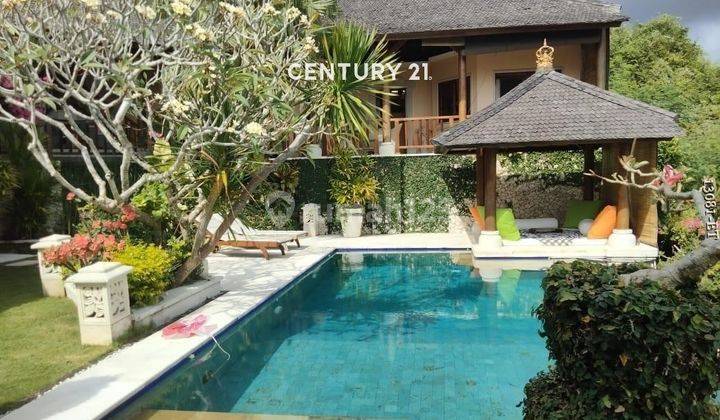 Villa With Unblock Panoramic View Equipped With Swimming Pool In Bali 1