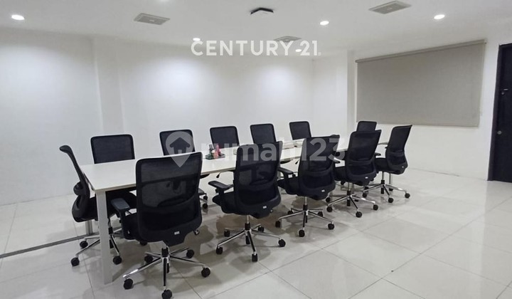 FOR RENT IN PREMIUM PAKUBUWONO AREA Suitable For Business Use FOR RENT IN PREMIUM PAKUBUWONO AREA Suitable For Business Use