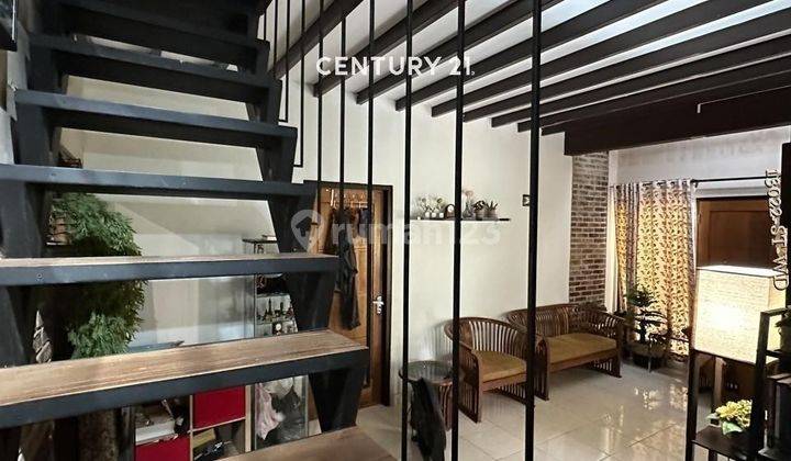 Dijual Rumah Posisi Hook  Full Furnished Di Graha Bintaro 2