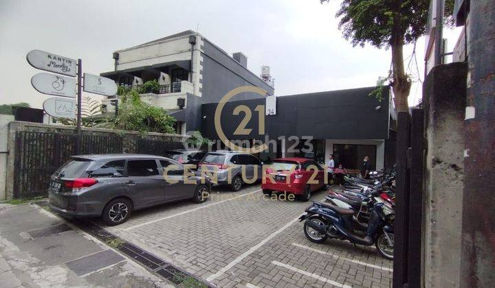 Dijual Cafe atau tempat Usaha cocok untuk investasi lokasi strategis di Pinggir Jalan dekat 
Pondok Indah Jakarta Selatan   (2927-HN-WL )  1