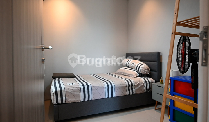 Dijual Rumah Grand Pakuwon 2 Lantai Sudah Renovasi Tingal Bawa Koper 2