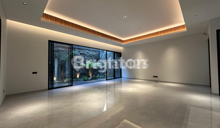 RUMAH 2.5 LANTAI PREMIUM LUXURY CITRALAND UTAMA DEKAT GRAHA DAN PAKUWON INDAH 2