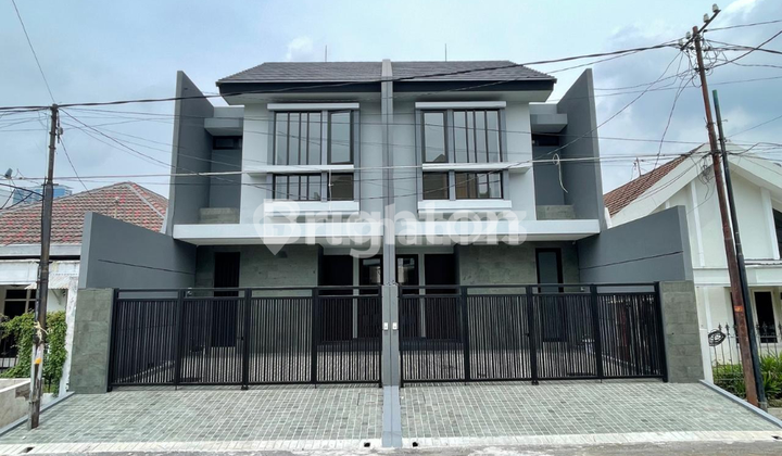 MINIMALIST HOUSE READY TO OCCUPY NEW IN MANYAR NEAR GALAXY MALL AND PAKUWON CITY MINIMALIST HOUSE READY TO OCCUPY NEW IN MANYAR NEAR GALAXY MALL AND PAKUWON CITY