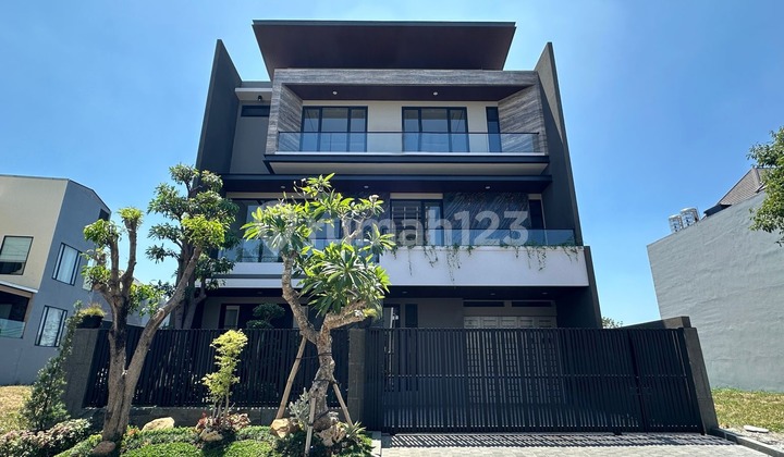 Dijual Rumah Minimalis 3 Lantai Citraland Dekat Graha & Pakuwon Dijual Rumah Minimalis 3 Lantai Citraland Dekat Graha & Pakuwon
