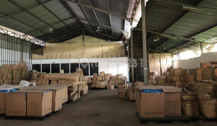Gudang 1.300 m Sudah Renovasi HS 6