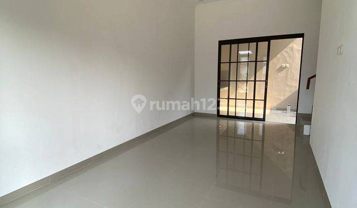 Rumah Siap Huni 2 Lantai 800 Jutaan di Pamulang Type 70  2