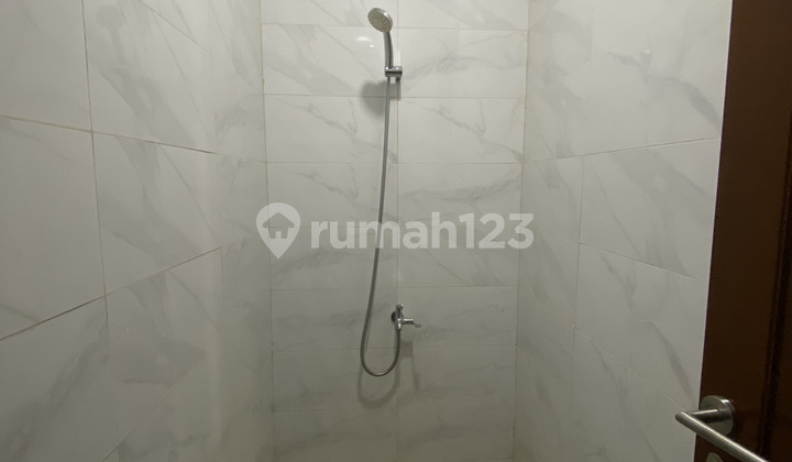 rumah ready stock di cireundeu cuma 4 km ke MRT lebak bulus 2