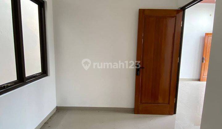 Rumah Siap Huni 600 Jutaan di Serpong Tangsel Paling Murah 7