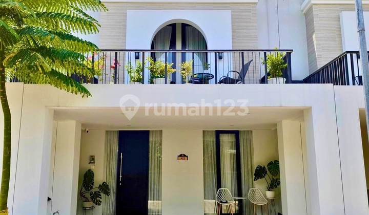 De Villa Garden Banyumanik Luxury House Upper Semarang 1