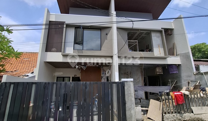 Brand New Tropical Modern House in a Complex Near LRT Arion Mall 2