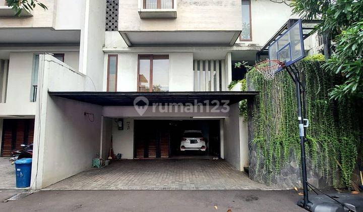 Rumah Town House Exclusive Dekat Toll MRT Cilandak 1