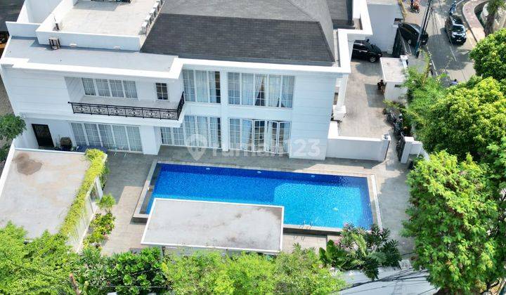 Rumah Brand New American Classic Strategis Cempaka Putih Jakpus 2