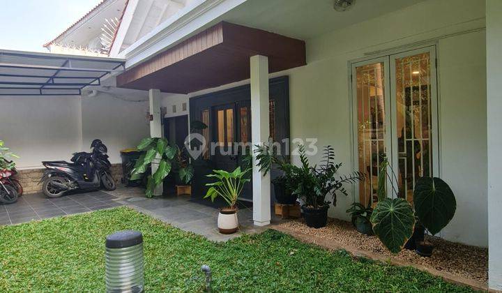 Rumah Cantik Asri Dalam Komplek Elit Strategis Kebayoran Baru 1