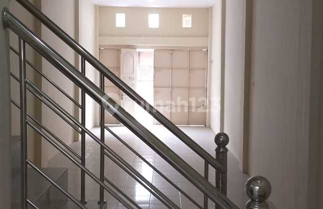 Good SHM Shop House on Tongkol Street, Medan, Cheap 2