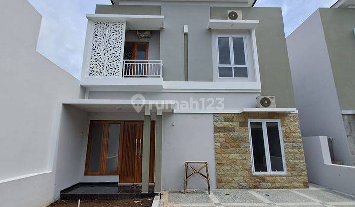 Rumah Modern 2 Lantai Dalam Perumahan di Godean Sleman  2