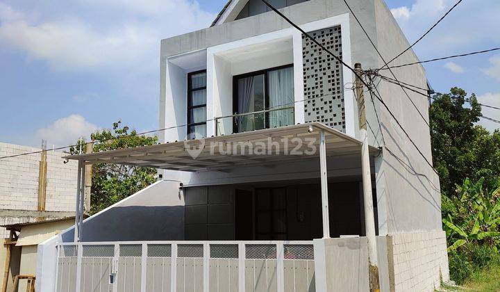 Rumah Cantik 2 Lantai Dengan Balcon Hanya 500jtan, Segera Cekk  1