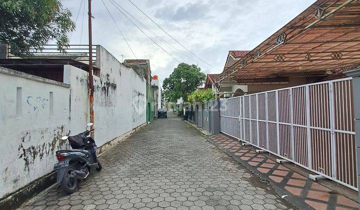 Rumah Luas Dan Megah di Godean Dekat Ringroad Barat 2