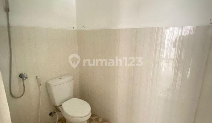Rumah Baru Unfurnished SHM Dekat Pusat Kota Yogyakarta 5