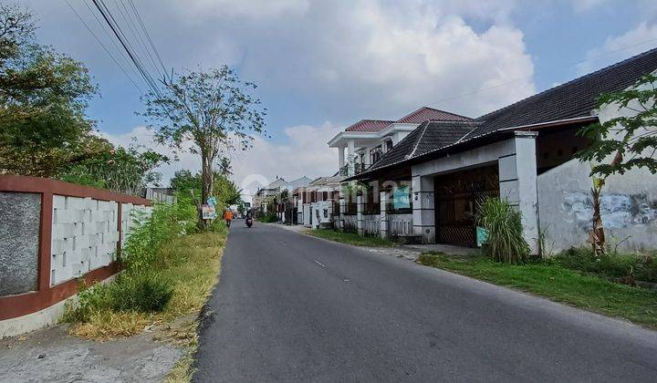 Rumah Siap Huni Luas Dalam Perum Dekat Jogja Bay  2