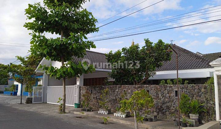 Rumah Bagus Luas Dekat Candi Prambanan Akses Bagus 1