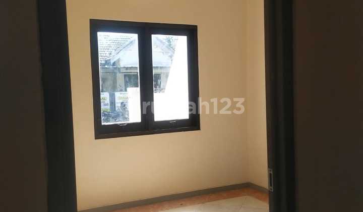 Dijual Rumah Murah di Pondok Tjandra Indah 2