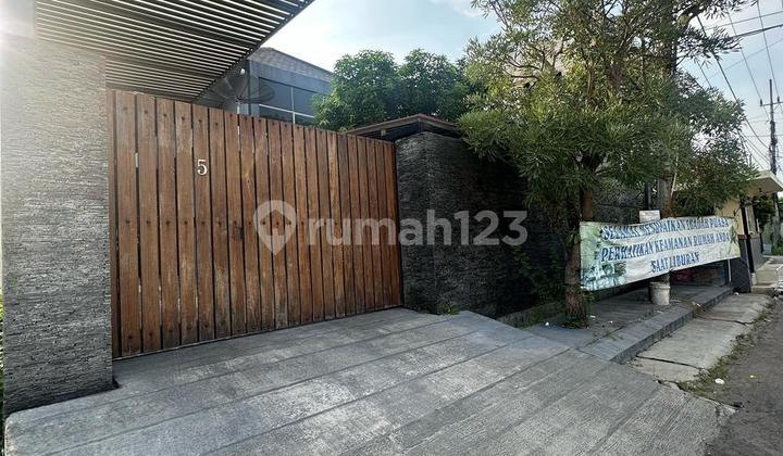 Rumah Mewah Minimalis di Kenjeran 2 Lantai Bangunan Kokoh Rumah Mewah Minimalis di Kenjeran 2 Lantai Bangunan Kokoh