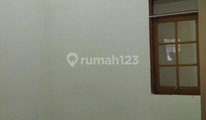 House for Rent Ready to Occupied in Pondok Tjandra Indah