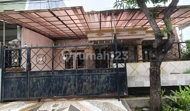 For Sale 1-Story House in Pondok Tjandra Indah 1