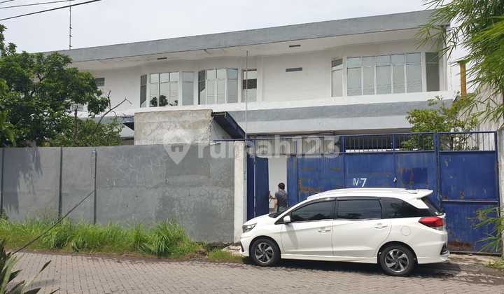 Active Factory for Sale, Ready to Occupy in Rungkut Industrial Area