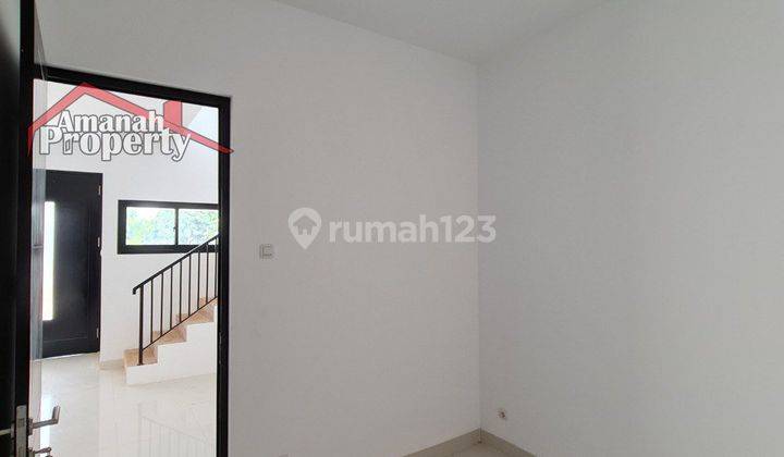 Rumah Dp 0 Fasum Kolam Renang Cipayung Jakarta Timur