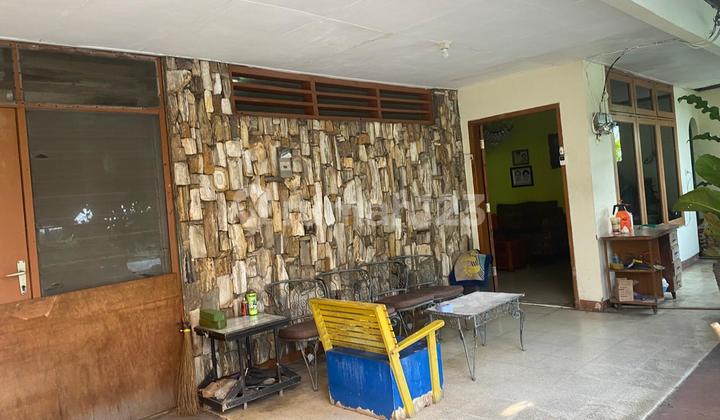 Dijual Rumah Pinggir Jalan Daerah Rawamangun Cocok untuk Usaha