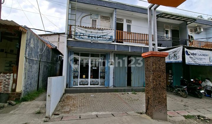 Ruko di Jl. Taman Royal 3 No 10, Poris Plawad Utara, Cipondoh, Kota Tangerang, Banten, Indonesia, 15141, Cipondoh Unfurnished